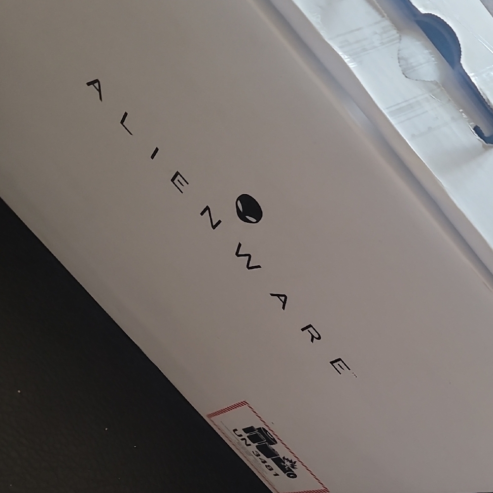 Alienware White Box - image 2